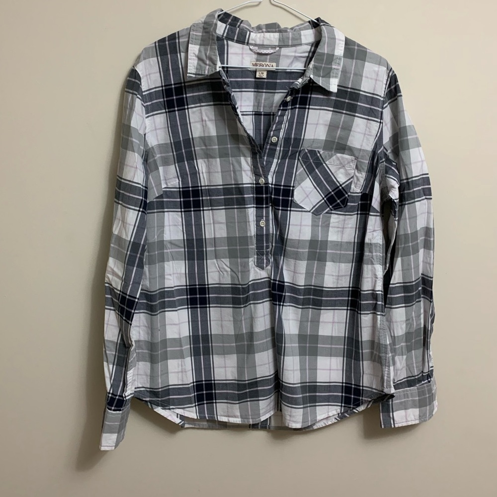Plaid womens’ button down top!